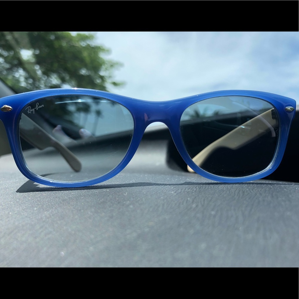 Ray ban New Wayfarer